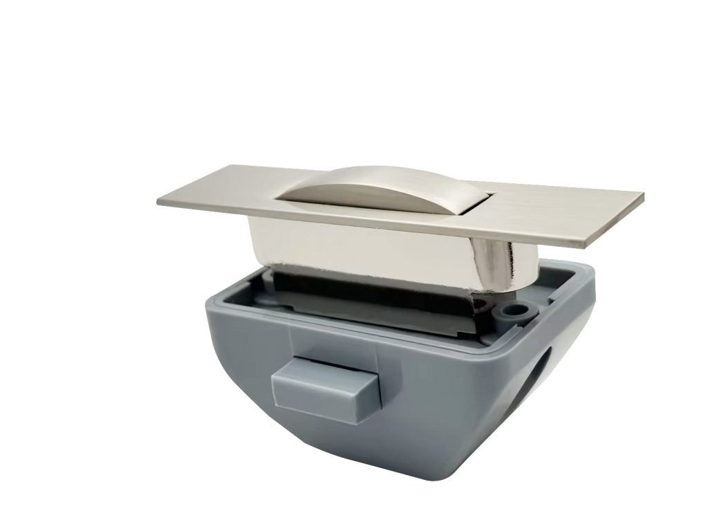 Karina Push Lock Handle