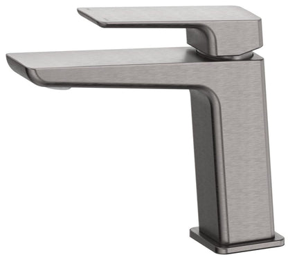 Tiago Basin Mixer
